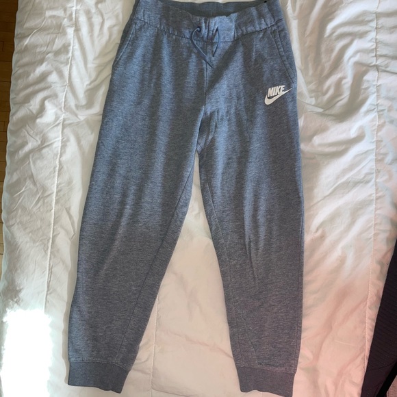 Girl’s Nike Joggers bundle of 3, Medium - Picture 5 of 10